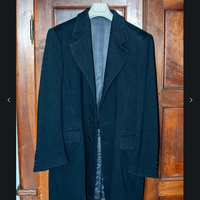 Cappotto nero invernale