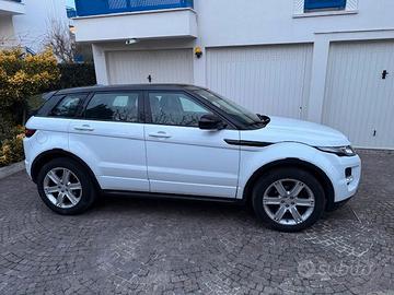 Range Rover Evoque 2.2 TD4 5p.  Dynamic