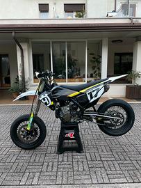 Husqvarna motard FS 450 by VM Racing