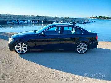 BMW 330i NERA traz post  youngtimer x auto d'epoca