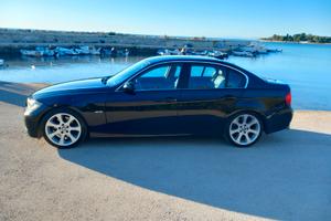 BMW 330i NERA traz post  youngtimer x auto d'epoca