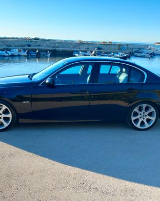 BMW 330i NERA traz post  youngtimer x auto d'epoca