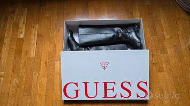Stivali neri da donna Guess