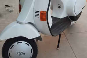 Vespa 50 V