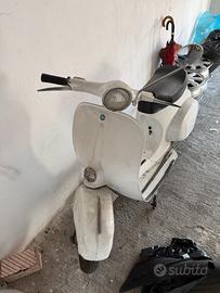 Vespa Piaggio 50 anni 60/70