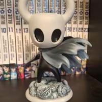 Statua del cavaliere di Hollow knight