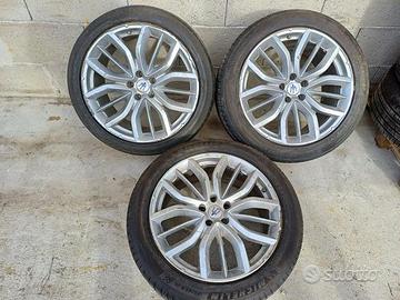 3 CERCHI IN LEGA ORIGINALI MASERATI LEVANTE DA 20