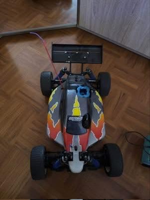 Cen matrix 1:8 motore a scoppio come nuova