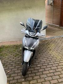 HONDA SH 350 SPORT 2023 impeccabile !