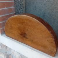 Mezzaluna di legno per artigiani in noce