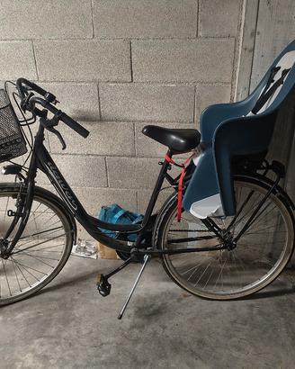 Bici città con seggiolino omologato