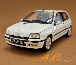 modellino auto scala 1/18 Renault Clio 16v del 199