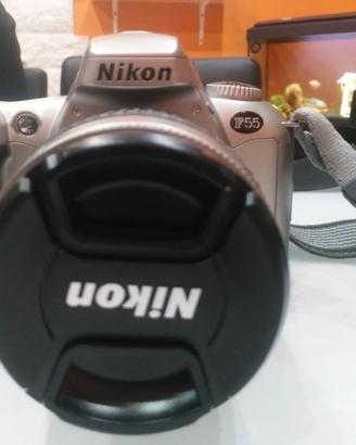 macchina fotografica reflex nikon