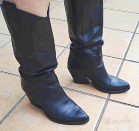 Stivali Neri in pelle con tacco, nr 39