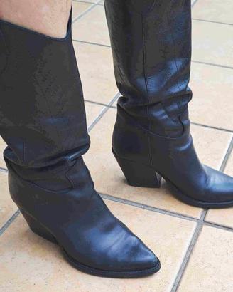 Stivali Neri in pelle con tacco, nr 39