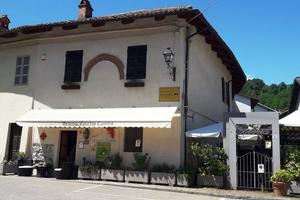 Attività / Licenza di 100 m² con 4 locali a Manta