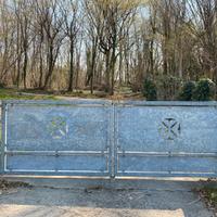 Cancello zincato come nuovo