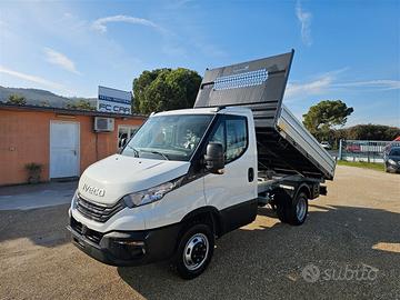 Iveco 35C16 NUOVO ribaltabile trillaterale 3.000 c