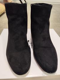 Stivali con tacco quadrato