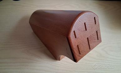 Ceppo portacoltelli nuovo in legno