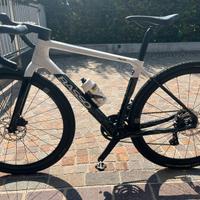 Bici Gravel Limited Edition Mondiali 2023 Basso