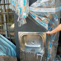 Top cucina e lavello con miscelatore