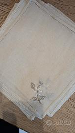 Set da 12 tovaglioli icamati