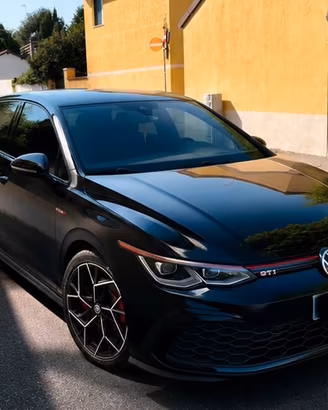 Golf 8 GTI 2.0 245cv