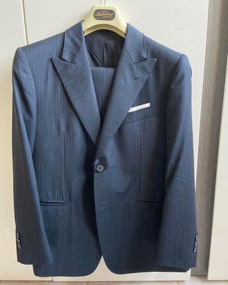 Pregiato abito di sartoria