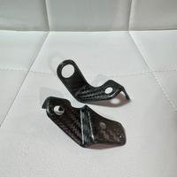 Staffe in carbonio serbatoio olio freno e frizione