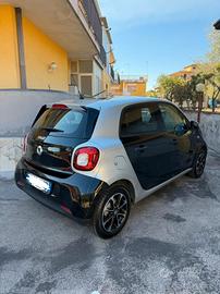 Smart forfour Youngster  1.0