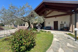 VILLA SINGOLA A SAN MAURIZIO CANAVESE