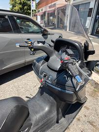 Suzuki Burgman 650 esecutive 2015