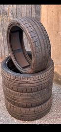 Gomme Pirelli PZero CORSA da 19" 225/35 R19