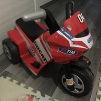 Moto elettrica peg perego Ducati