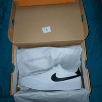 scarpe nike court shot bianche e nere numero 44