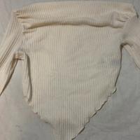 Maglione Bianco Spalle scoperte.