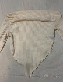 Maglione Bianco Spalle scoperte.