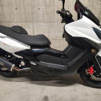 Kymco Xciting 300i R