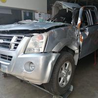 Isuzu D Max 2009 - per ricambi