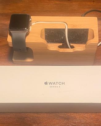 Apple iwatch 3 + stazione ricarica