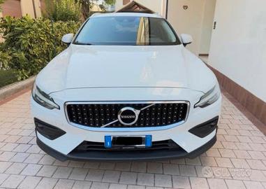 Volvo V60 fine anno 2019