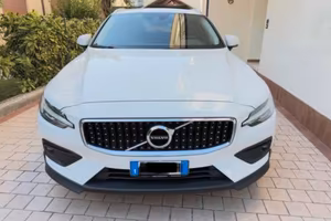 Volvo V60 fine anno 2019