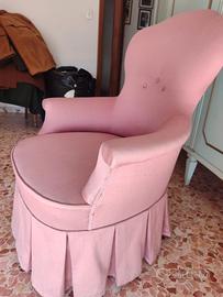 Poltroncina rosa vintage