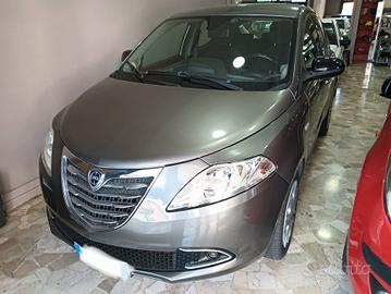 Lancia Ypsilon 1.2 69 CV 5 porte Elle EURO 6 B
