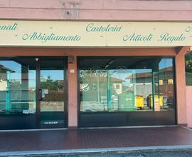 Locale commerciale a Mottalciata
