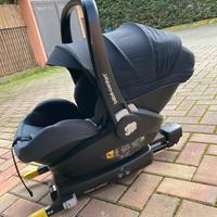 OVETTO CON BASE ISOFIX STACCABILE
