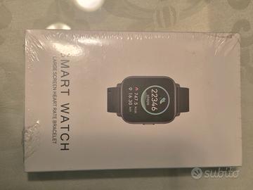 Smartwatch fitness tracker. Nuovo sigillato. 