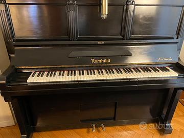pianoforte verticale d'epoca funzionante
