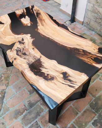 ✨ Tavoli in legno e resina 